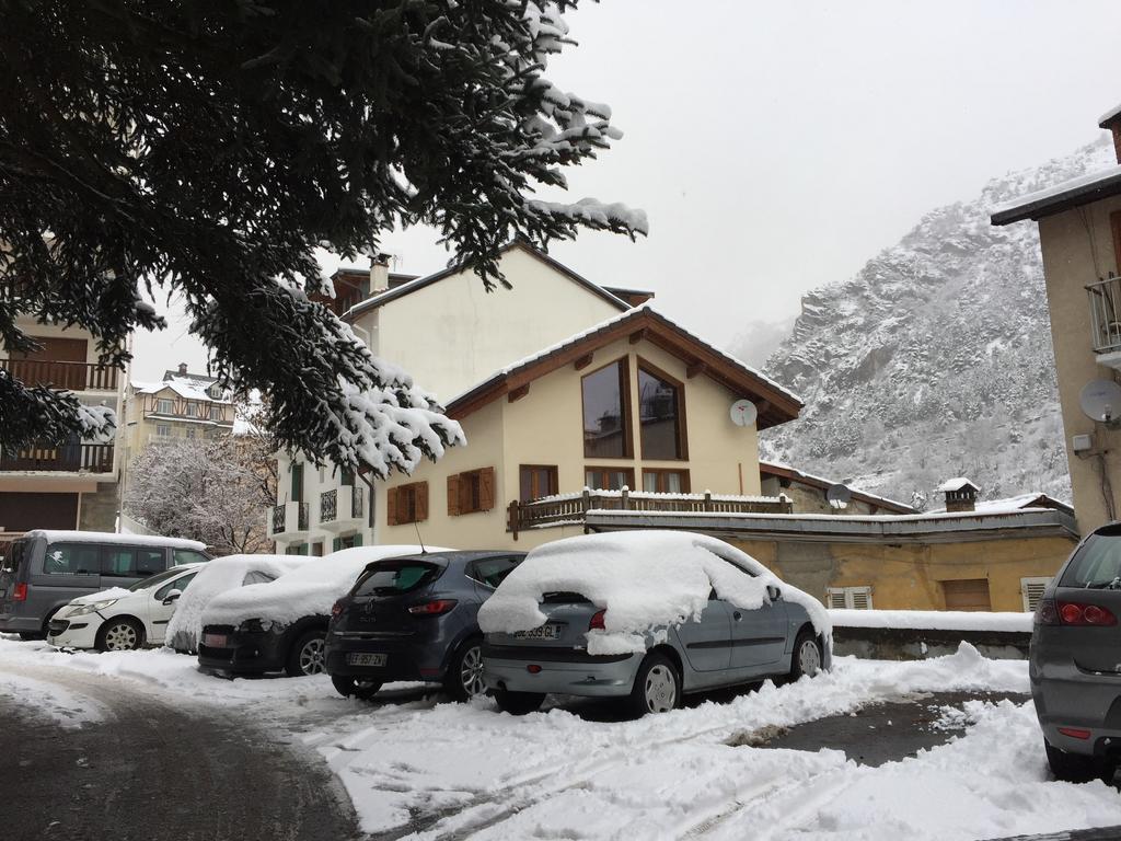 Ski Lodge Brides-les-Bains Exteriör bild